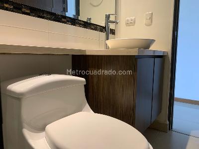 Apartamento de 2 alcobas en arriendo en La Florida, Medellín, 105 m² · foto 7 de 8