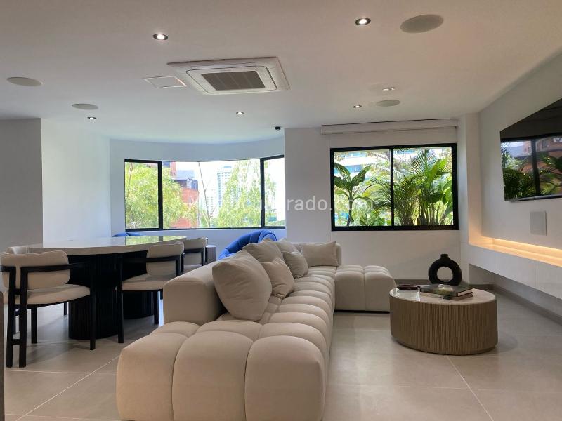 Apartamento Encantador Amoblado de 3 Alcobas en El Poblado