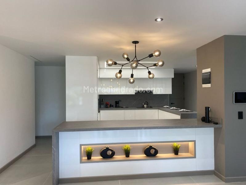 Charming 3BR Apartment in El Poblado - 7