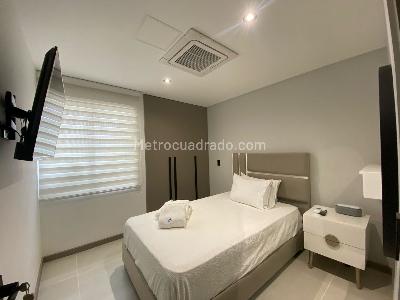 Apartamento de 3 alcobas en venta en El Poblado, Medellín, 148 m² · foto 14 de 19