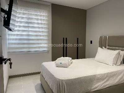 Apartamento de 3 alcobas en venta en El Poblado, Medellín, 148 m² · foto 15 de 19