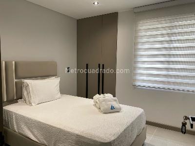 Apartamento de 3 alcobas en venta en El Poblado, Medellín, 148 m² · foto 16 de 19