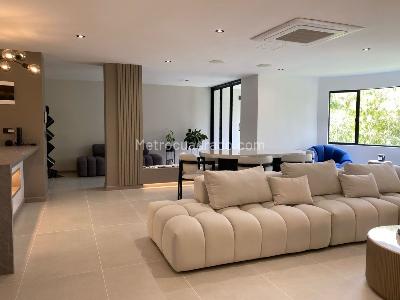 Apartamento de 3 alcobas en venta en El Poblado, Medellín, 148 m² · foto 2 de 19