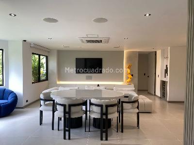 Apartamento de 3 alcobas en venta en El Poblado, Medellín, 148 m² · foto 5 de 19