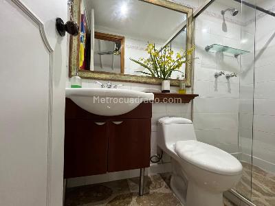 Casa de 4 alcobas en venta en El Poblado, Medellín, 256 m² · foto 18 de 20