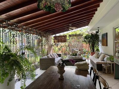 Casa de 4 alcobas en venta en El Poblado, Medellín, 256 m² · foto 19 de 20