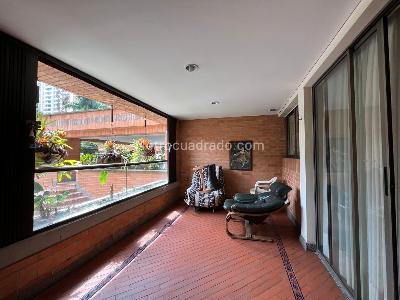 Apartamento de 3 alcobas en venta en El Poblado, Medellín, 178 m² · foto 17 de 18