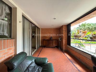 Apartamento de 3 alcobas en venta en El Poblado, Medellín, 178 m² · foto 18 de 18