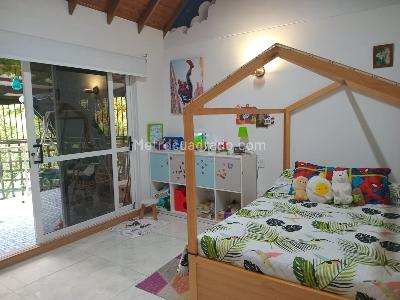 Casa de 4 alcobas en arriendo en El Poblado, Medellín, 300 m² · foto 13 de 18