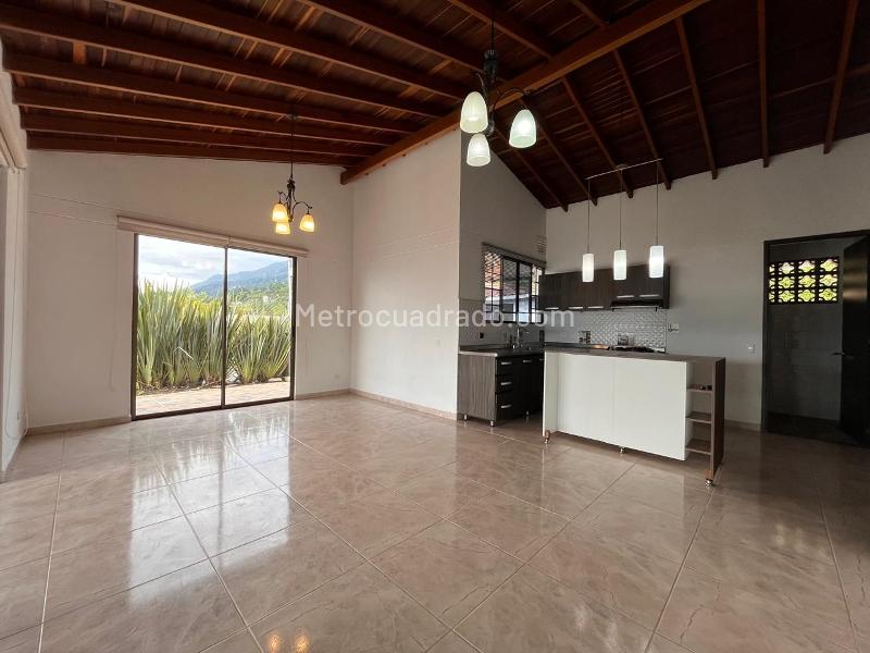 Casa en Arriendo, Envigado - 2