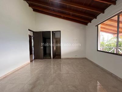 Casa de 4 alcobas en arriendo en A S D, Envigado, 130 m² · foto 9 de 20