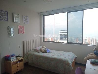 Apartamento de 3 alcobas en venta en El Poblado, Medellín, 165 m² · foto 10 de 14