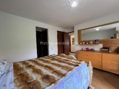 Apartamento de 3 alcobas en venta en Los Balsos, Medellín, 157 m² · foto 10 de 18