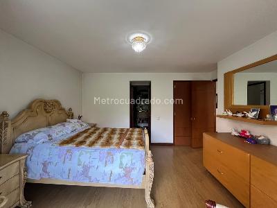 Apartamento de 3 alcobas en venta en Los Balsos, Medellín, 157 m² · foto 9 de 18