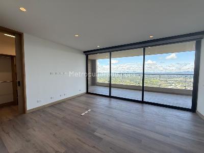 Casa de 3 alcobas en venta en Rionegro, Rionegro, 328 m² · foto 9 de 17