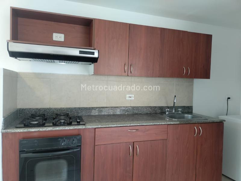 Modern 4BR Apartment in Envigado - 6