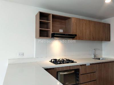Apartamento de 2 alcobas en arriendo en El Poblado, Medellín, 84 m² · foto 6 de 15