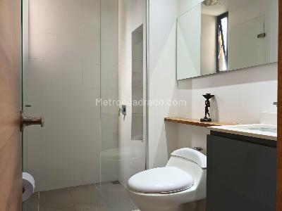 Apartamento de 2 alcobas en arriendo en El Poblado, Medellín, 100 m² · foto 15 de 15