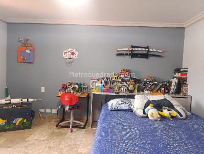 Apartamento de 4 alcobas en venta en El Poblado, Medellín, 377 m² · foto 15 de 20
