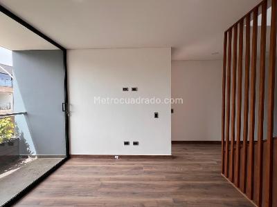 Casa de 4 alcobas en venta en Barro Blanco, Rionegro, 250 m² · foto 3 de 15