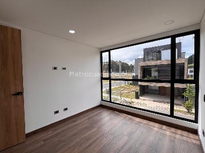 Casa de 4 alcobas en venta en Barro Blanco, Rionegro, 250 m² · foto 6 de 15