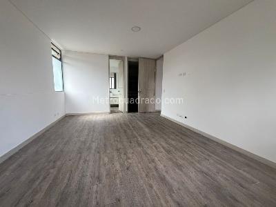 Apartamento de 3 alcobas en venta en El Poblado, Envigado, 168 m² · foto 11 de 20