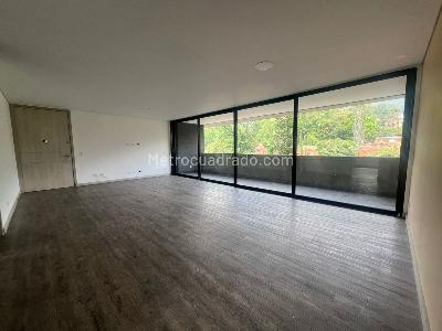 Apartamento de 3 alcobas en venta en El Poblado, Envigado, 168 m² · foto 18 de 20