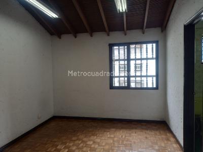 Casa de 5 alcobas en arriendo en El Poblado, Medellín, 520 m² · foto 14 de 20