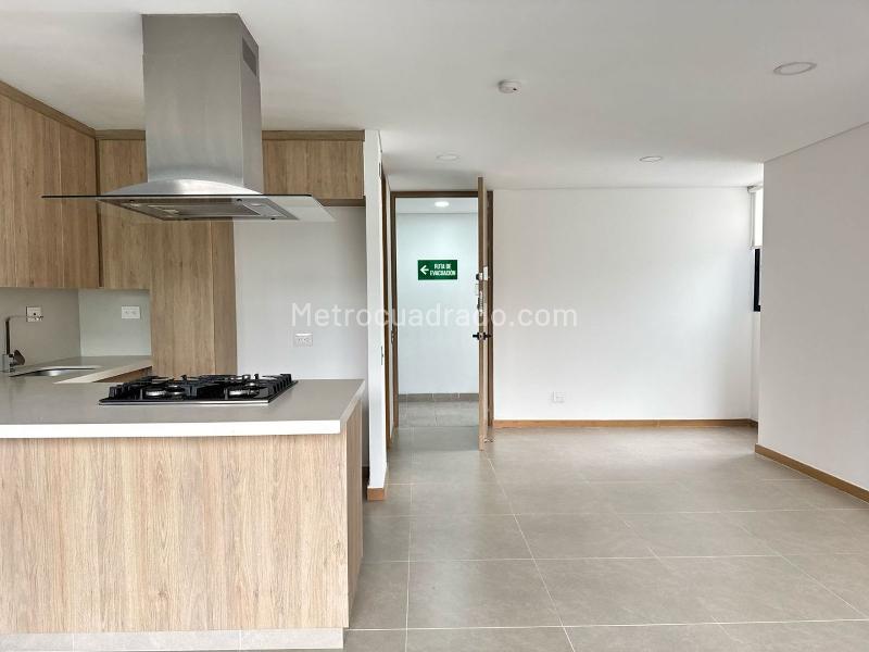 Apartamento de 2 Alcobas en Zona Residencial de El Poblado - 5