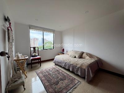 Apartamento de 3 alcobas en venta en El Poblado, Medellín, 139 m² · foto 11 de 17