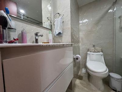 Apartamento de 3 alcobas en venta en El Poblado, Medellín, 139 m² · foto 15 de 17