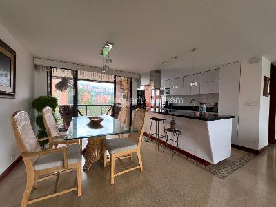Apartamento de 3 alcobas en venta en El Poblado, Medellín, 139 m² · foto 3 de 17