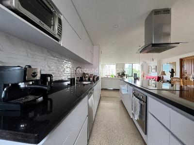 Apartamento de 3 alcobas en venta en El Poblado, Medellín, 139 m² · foto 6 de 17