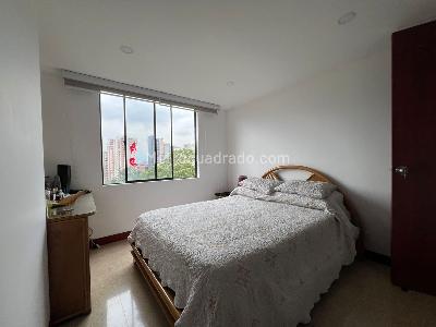 Apartamento de 3 alcobas en venta en El Poblado, Medellín, 139 m² · foto 8 de 17