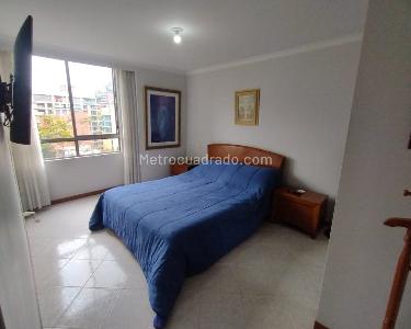 Apartamento de 3 alcobas en venta en El Poblado, Medellín, 94 m² · foto 10 de 13