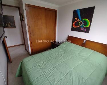 Apartamento de 3 alcobas en venta en El Poblado, Medellín, 94 m² · foto 8 de 13