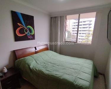Apartamento de 3 alcobas en venta en El Poblado, Medellín, 94 m² · foto 9 de 13