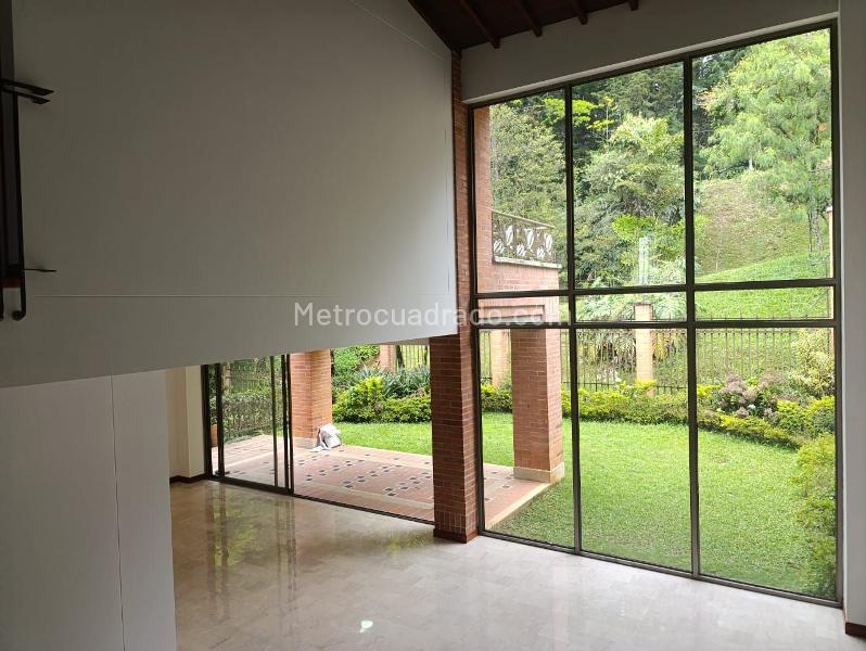 Exclusive 3BR House with Garden in El Poblado - 5