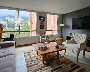 Apartamento de 2 alcobas en venta en El Poblado, Medellín, 130 m² · foto 5 de 11