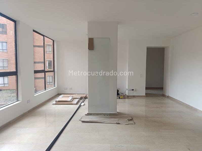 Apartamento Exclusivo de 3 Alcobas en Zona Tranquila de El Poblado