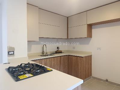 Apartamento de 3 alcobas en venta en El Tesoro, Medellín, 136 m² · foto 5 de 18