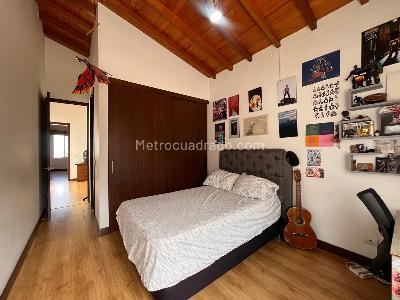 Casa de 3 alcobas en venta en Envigado, Envigado, 227 m² · foto 14 de 19