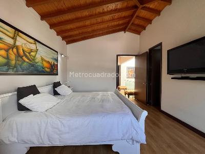 Casa de 3 alcobas en venta en Envigado, Envigado, 227 m² · foto 16 de 19