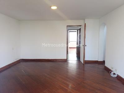 Apartamento de 3 alcobas en venta en Los Balsos, Medellín, 210 m² · foto 10 de 18