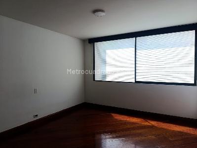 Apartamento de 3 alcobas en venta en Los Balsos, Medellín, 210 m² · foto 12 de 18