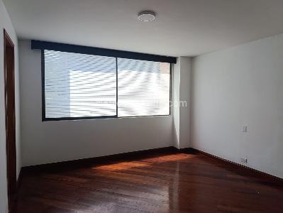 Apartamento de 3 alcobas en venta en Los Balsos, Medellín, 210 m² · foto 15 de 18
