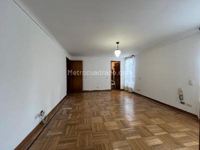 Apartamento en venta en El Poblado, Medellín · foto 15 de 20