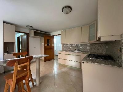 Apartamento en venta en El Poblado, Medellín · foto 9 de 20