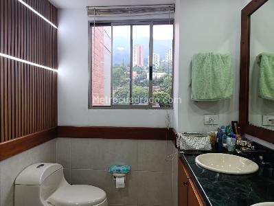 Apartamento en arriendo en El Poblado, Medellín · foto 15 de 19