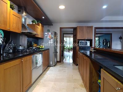Apartamento en arriendo en El Poblado, Medellín · foto 5 de 19